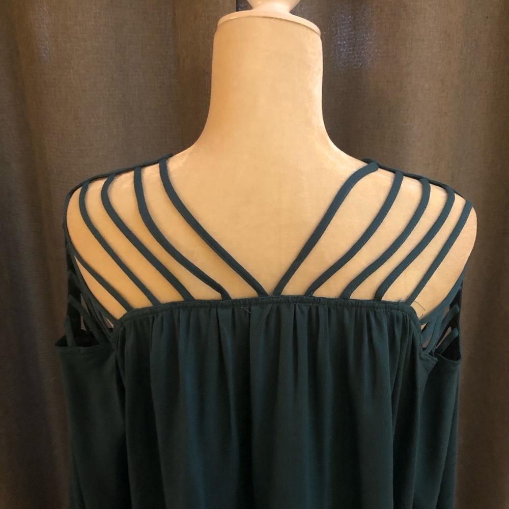 Blouse - Picture 3 of 3